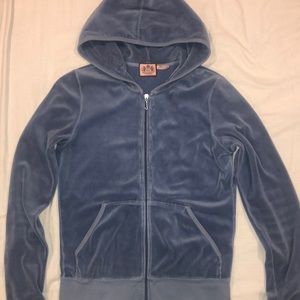 Vintage fleece sweater